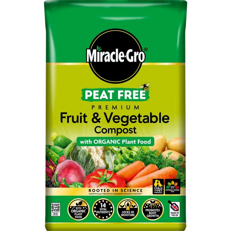 Miracle-Gro® Peat Free Premium Fruit & Vegetable Compost with Organic Plant Food 40ltr