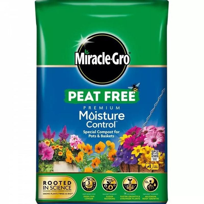 Miracle-Gro® Peat Free Premium Moisture Control Compost for Pots & Baskets 40ltr