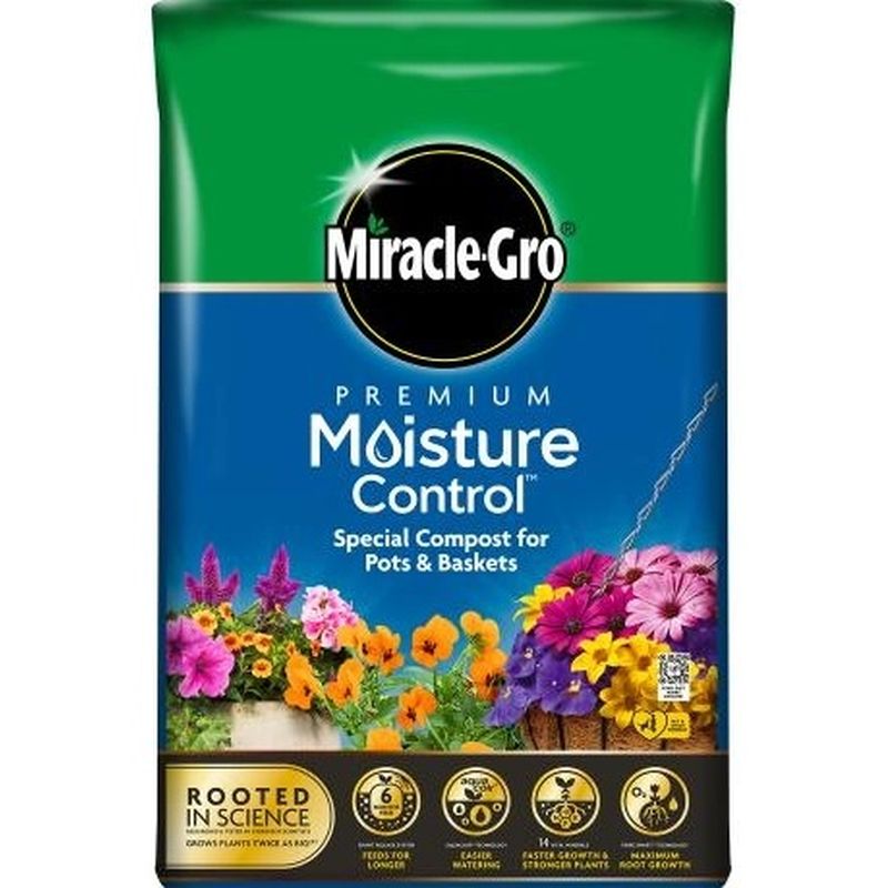 Miracle-Gro® Premium Moisture Control Compost for Pots & Baskets 40ltr